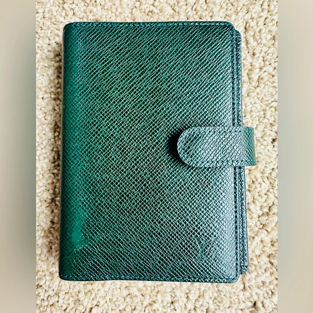 Louis Vuitton Agenda PM Green Taiga Leather
